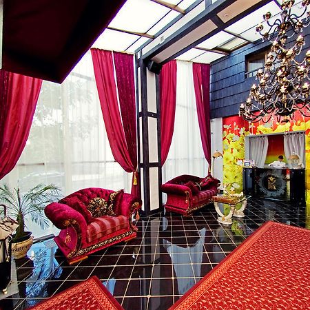 Deluxe Hotel Kupava Lviv Exterior foto