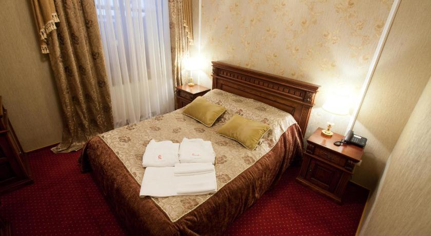 Deluxe Hotel Kupava Lviv Quarto foto